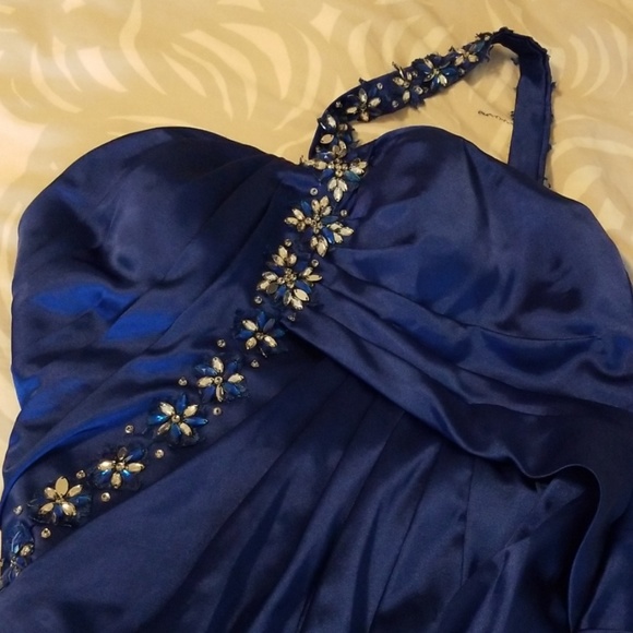 Custom Made Evening Gown - Picture 3 of 6